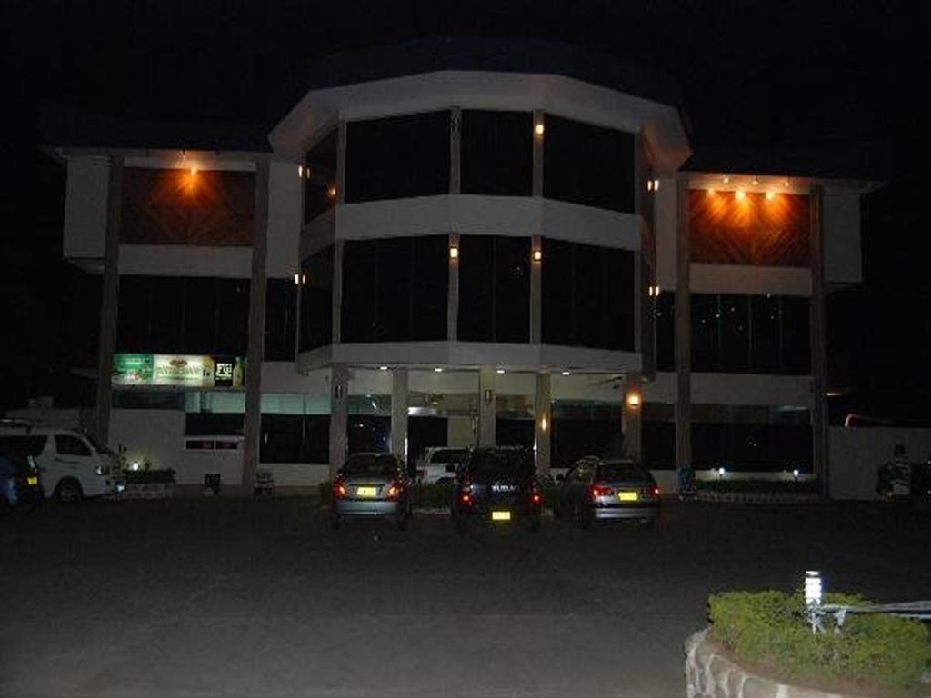 Trans International Hotel Nadi Buitenkant foto